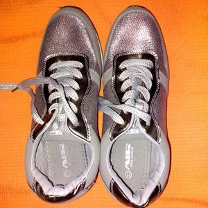 Air Balance Gray Sneakers